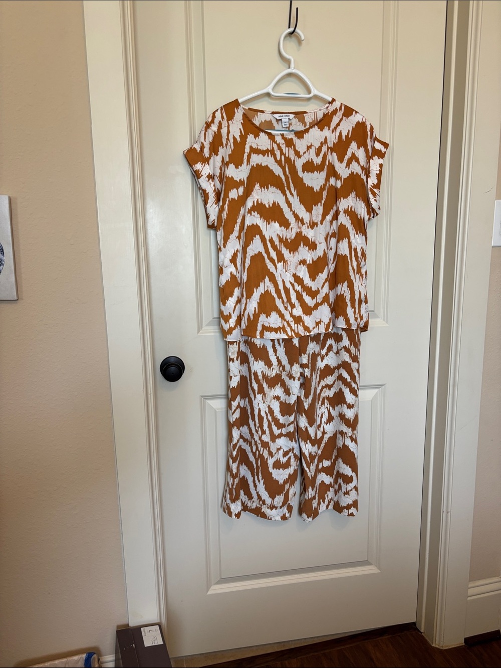 Nine West Women’s Two-Piece Relaxed Jumpsuit Set in Rust & White